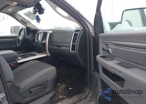 2016 Ram 1500 Slt z USA, uszkodzony, nr VIN 1C6RR7LM0GS320221